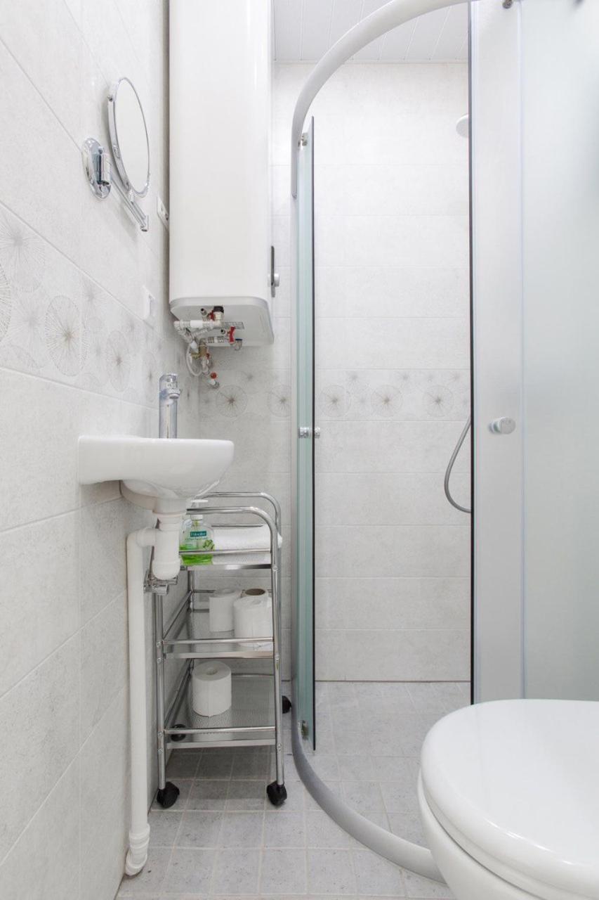 Sunny Apartment Near Bus Station 塔林 外观 照片